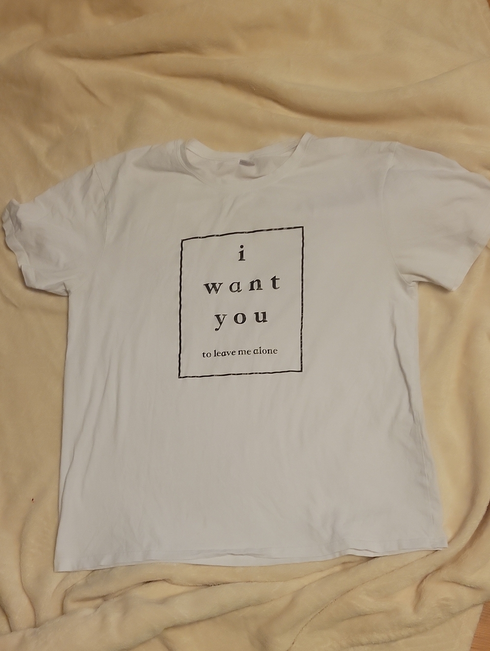 White Graphic Tee with 'i want you' Text